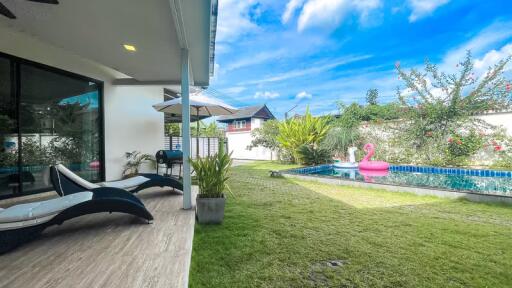 3 Bed Bungalow w/ Pool