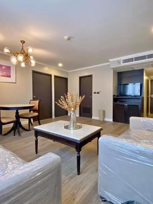 Condo for Sale at Omni Tower Sukhumvit Nana