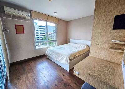 2 Bedroom Condo for Rent