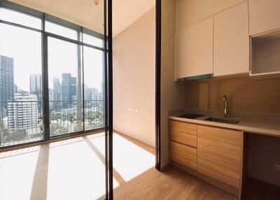 Condo for Sale at Noble Around Sukhumvit 33