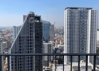 Condo for Sale at Ideo Q Siam-Ratchathewi