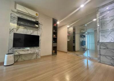 1 Bedroom Condo for Sale