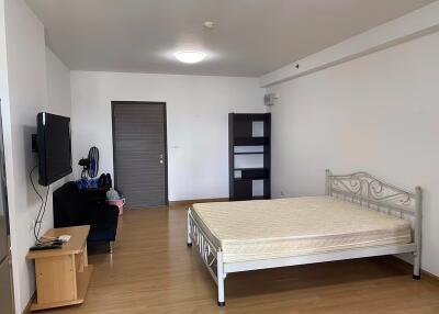 1 Bedroom Condo