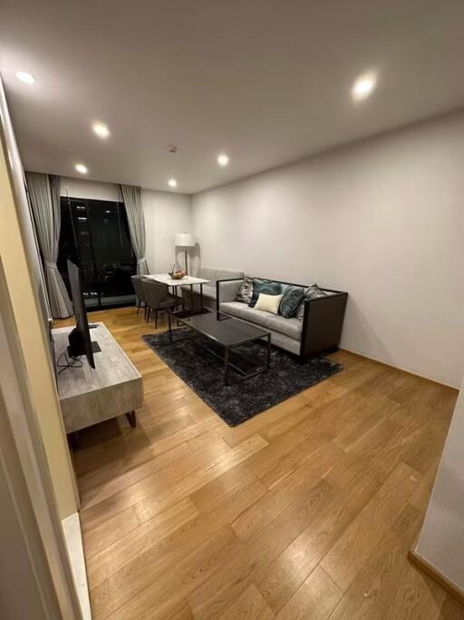 2 Bedroom Condo for Rent