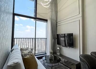 2 Bedroom Luxury Condo for Rent