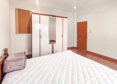 3 Bedroom House for Sale/Rent in Wangtan