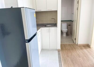 1 Bedroom Condo for Rent at Centric Scene Sukhumvit