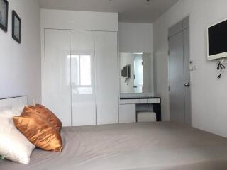 1 Bedroom Condo