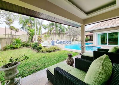 4 Bedrooms House in Sedona Villas East Pattaya H010458