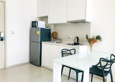 1 Bedroom Condo for Rent at The Rhythm