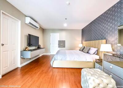 3 Bedroom Condo for Rent