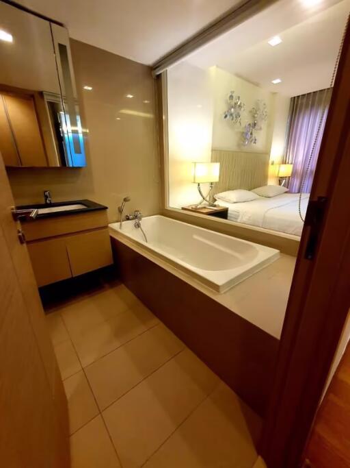 Condo for Sale at Via Botani Sukhumvit 47