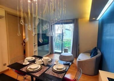 Condo for Sale at Via Botani Sukhumvit 47