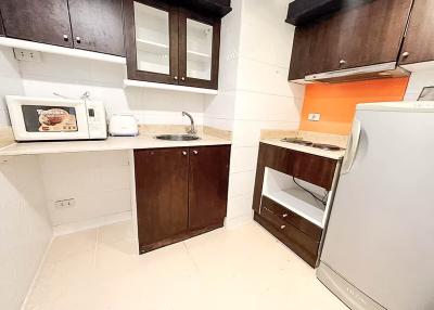 2 Bedroom Condo for Rent at Omni Sukhumvit