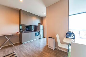 1 Bedroom Condo for Rent at The Room Sukhumvit 69