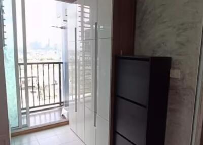 1 Bedroom Condo