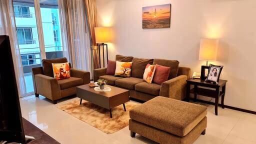 Piyathip Place Serviced Apartment