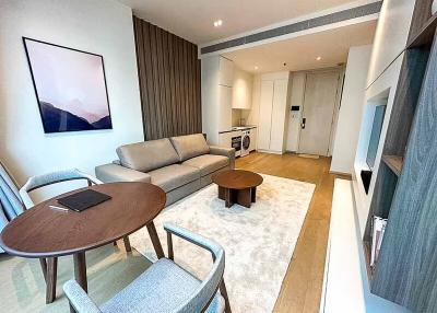 1 Bedroom Condo at The Strand Thonglor