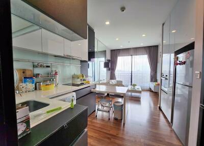 Condo for Sale at Ivy Ampio