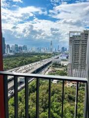 1 Bedroom Condo at Life Asoke Hype