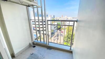 Condo for Sale at Supalai Wellington II