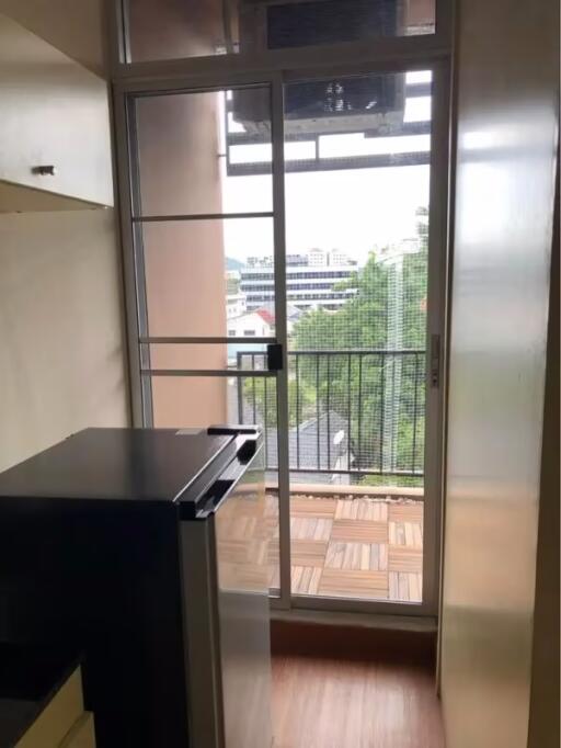 1 Bedroom Condo