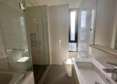 2 ห้องนอน, 2 ห้องน้ำ คอนโด ราคา ฿ 50,000/เดือน