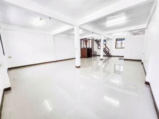 Townhome for RENT in Sukhumvit 26 area