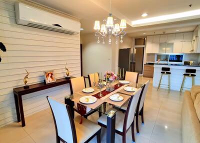 Piyathip Place Serviced Apartment