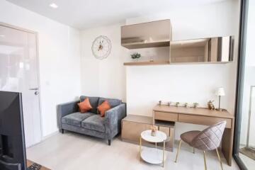 1 Bedroom Condo for Rent at Life One Wireless