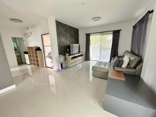 3 Bedroom House for Rent in San Phi Suae