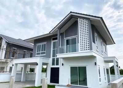 House for Sale in Rong Wua Deang, San Kamphaeng.