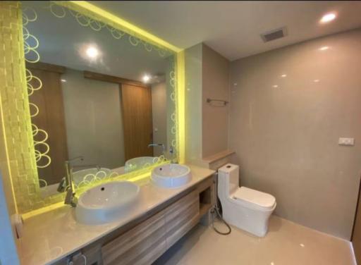 Condo for sale in Pattaya, The Riviera Jomtien, luxury condo,move in ready