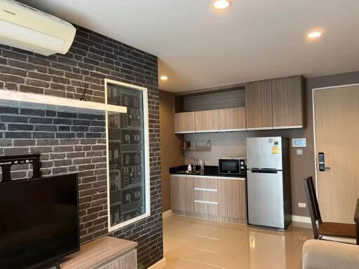 1 Bedroom Condo