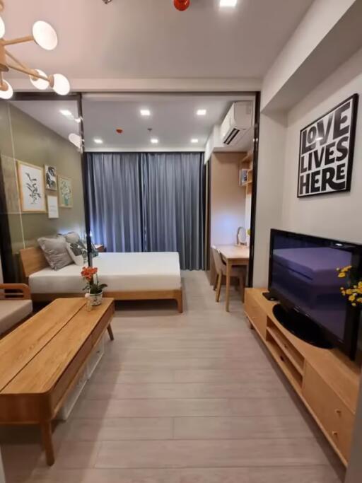 Studio for Rent in Huai Khwang