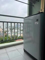 Studio for Rent in Phaya Thai