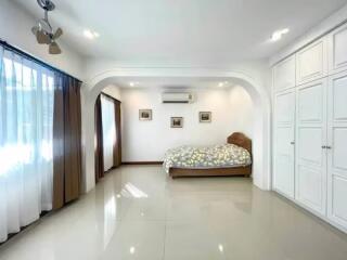 3 Bedroom House for Sale in Haiya