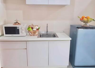 Studio for Rent in Huai Khwang