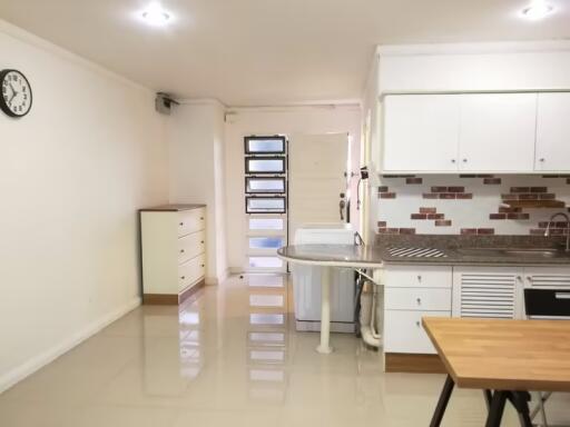 Condo for Rent at Supalai Place Condominium MAM (Sukhumvit 39 Phrom Phong)