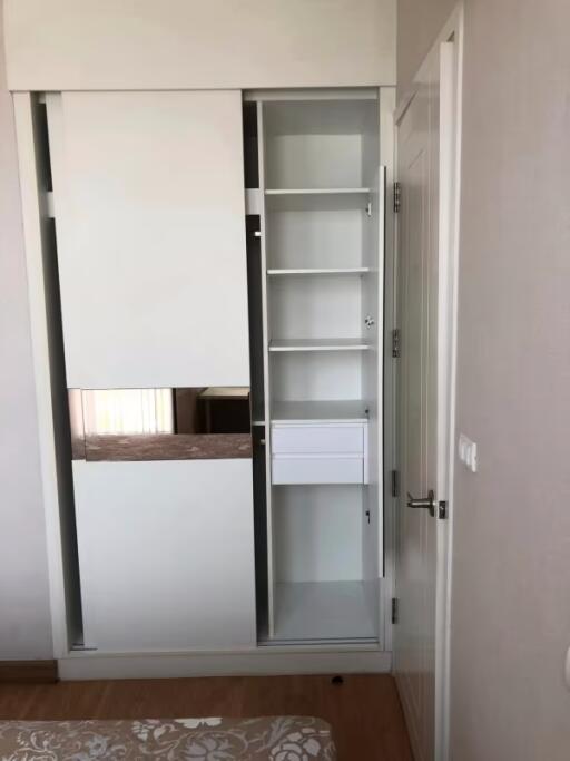 1 Bedroom Condo