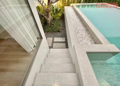 Smart Pool Villa in Luxury Modern Style