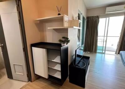 1 Bedroom Condo