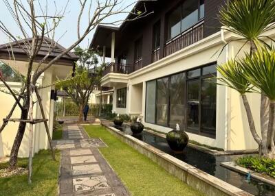 345 ตรม., 4 ห้องนอน, 4 ห้องน้ำ บ้าน ราคา ฿ 22,800,000