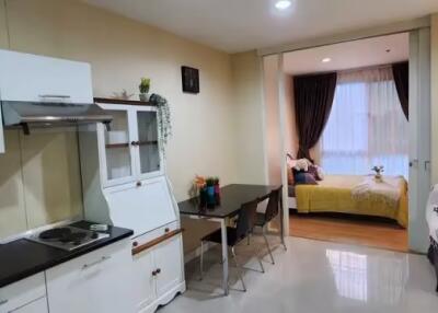 Studio for Rent in Phra Khanong