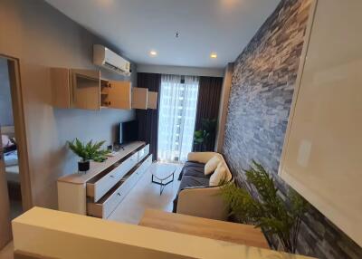 1 Bedroom Condo