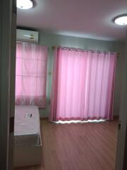 Townhouse for Rent at Karnkanok Town 2
