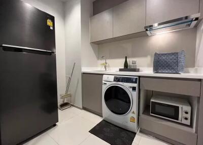 Condo for Rent at Life Asoke - Rama 9