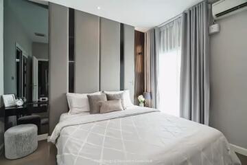 1 Bedroom Condo for Rent/Sale at The Crest Sukhumvit 34