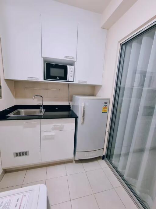 1 Bedroom Condo