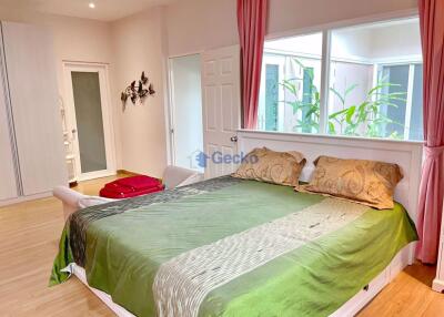 3 Bedrooms House East Pattaya H009538